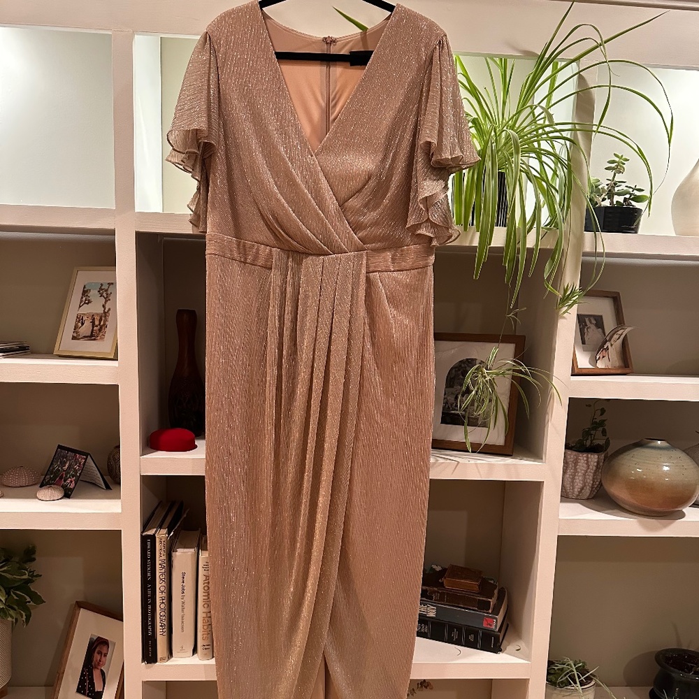 Betsy  & Adam gold metallic gown size 16W